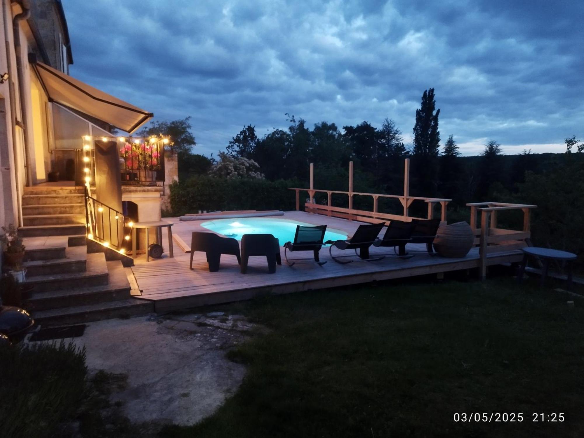 L'Evasion Hotel Nolay  Exterior photo